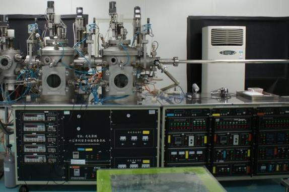 激光/有机没薄膜六室多功能系统