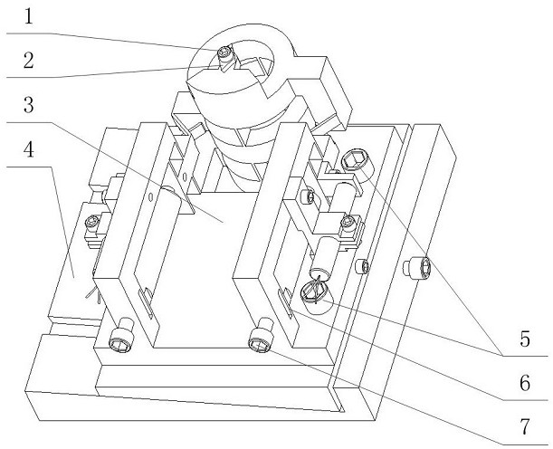 一种基于薄壁梁筒状柔性铰链的振动辅助偏摆车削装置